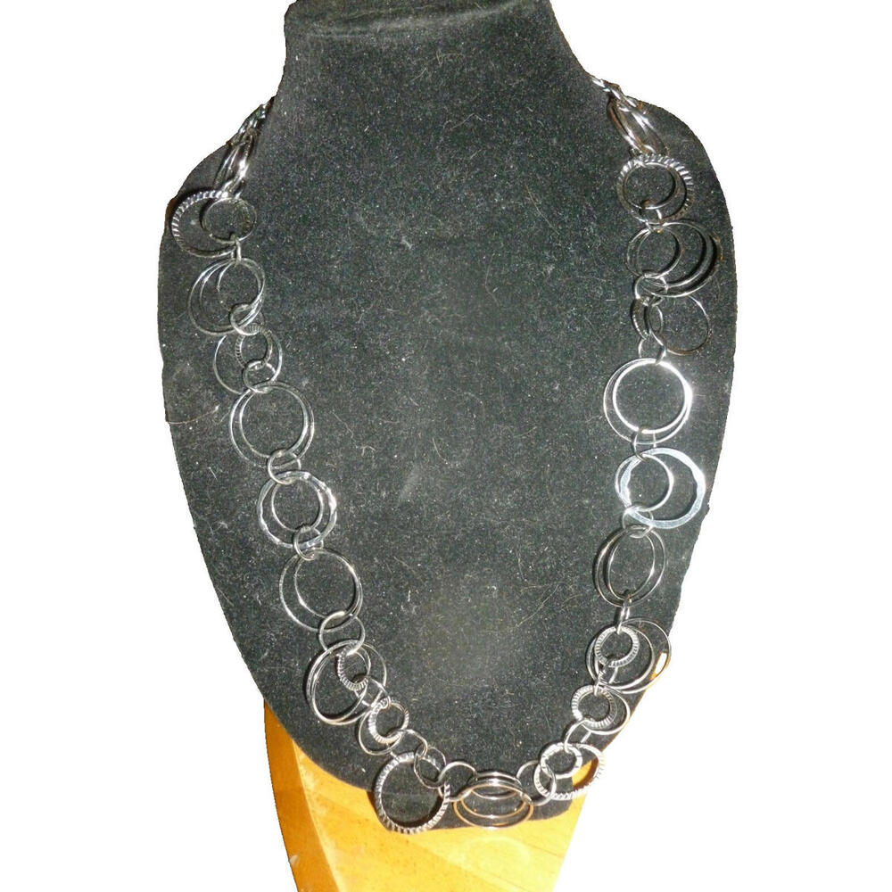DAISY‎ FUENTES Gunmetal Interlocked Circle Rings Necklace Long 33"
